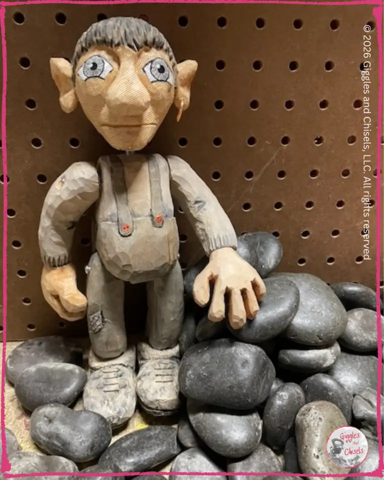 Maurice, a wooden puppet